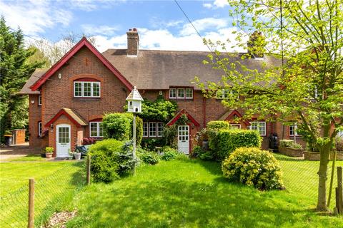 6 bedroom property for sale, Pepperstock, Pepperstock, Luton, Bedfordshire