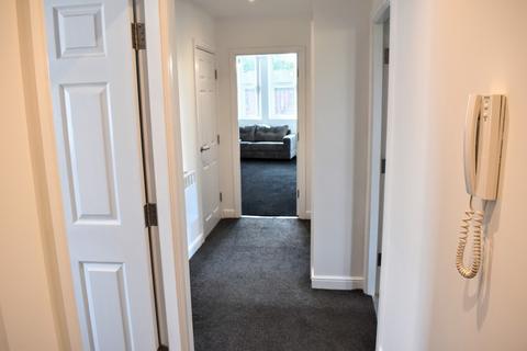 3 bedroom apartment to rent, Carill Drive, Fallowfield, Manchester