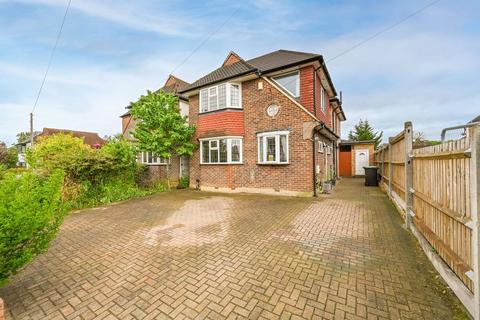 6 bedroom house for sale - Motspur Park, New Malden, KT3