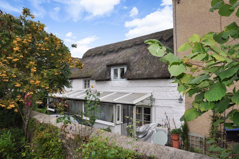 8 Queens Lane, Eynsham OX29 2 bed semidetached house for sale £300,000