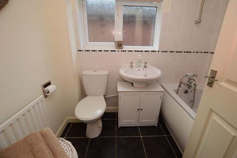 8 Carrington Close, Coningsby, Lincoln, LN4 4UG