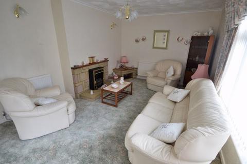 6 Basildene Close, Gilwern, Abergavenny, NP7 0AW