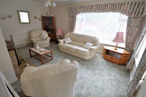 6 Basildene Close, Gilwern, Abergavenny, NP7 0AW