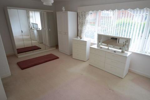 6 Basildene Close, Gilwern, Abergavenny, NP7 0AW