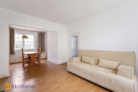 110 Willifield Way, London, NW11 6YG