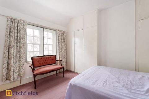110 Willifield Way, London, NW11 6YG