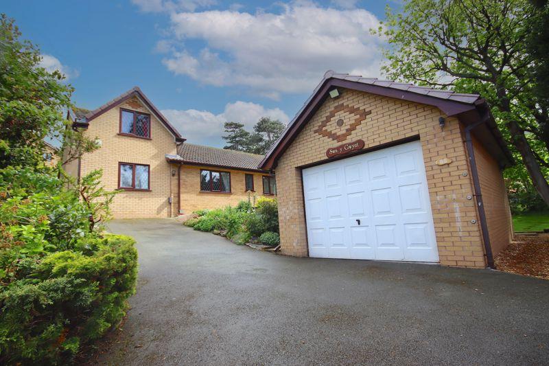 Graiglwyd Road, Penmaenmawr 4 bed detached bungalow for sale £379,000