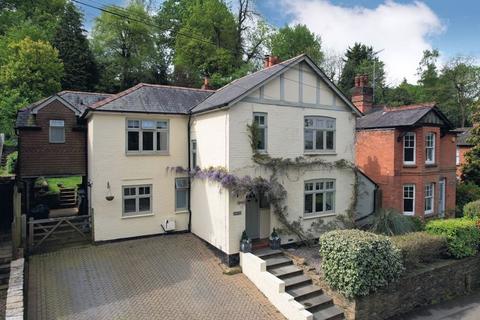 Firbank Brighton Road, Godalming, GU7 1PW