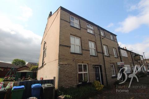4 bedroom end of terrace house for sale - 31 Butterworth Hall, Milnrow, Rochdale OL16 3PE