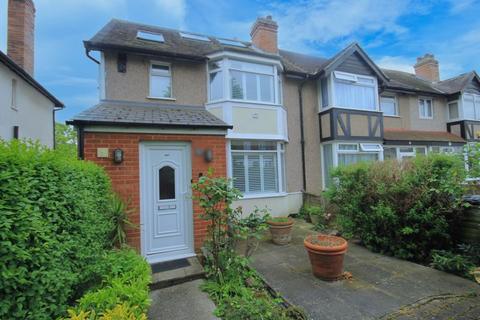 43 Avon Road, Greenford, UB6 9JA