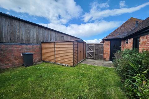 3 bedroom barn conversion to rent, 7 Lower Brockhurst Farm Barns. TF11 8BF