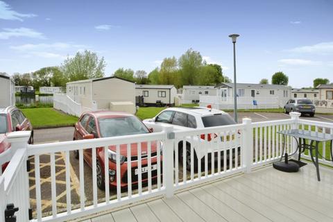 2 bedroom detached house for sale - Mallard Lake, Cotswold Hoburne, Cotswold Water Park