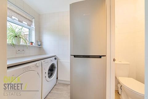 29 Marshalls Drive, Romford, RM1 4JR