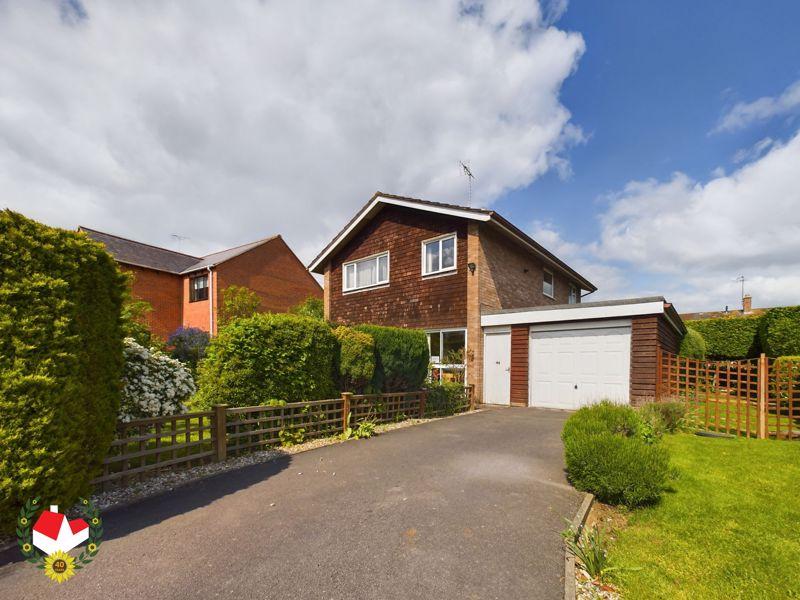 Six Acres, Upton St. Leonards... 4 bed detached house £510,000