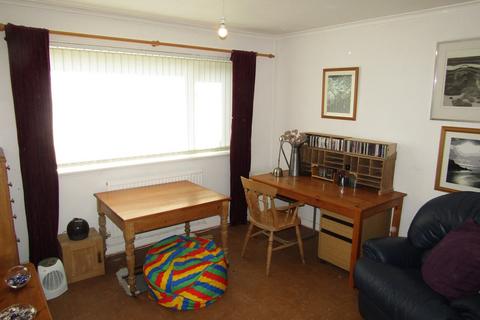 136 Delffordd, Rhos, Swansea, SA8 3EW