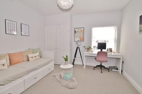 Flat 5, St Michaels House Acre End Close, Eynsham, Witney, OX29 4AE