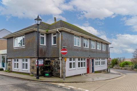2 bedroom apartment to rent, Mullion, Helston