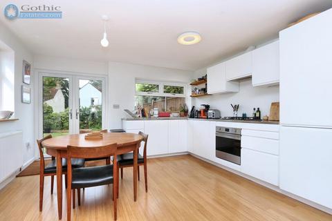 34 Chase Close, Arlesey, SG15 6UU