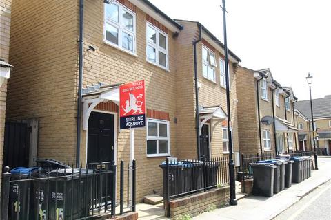 2 bedroom terraced house to rent, Tamworth Place, Croydon, CR0