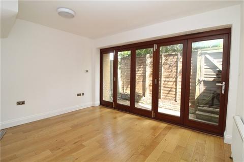 2 bedroom terraced house to rent, Tamworth Place, Croydon, CR0