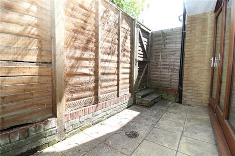 2 bedroom terraced house to rent, Tamworth Place, Croydon, CR0