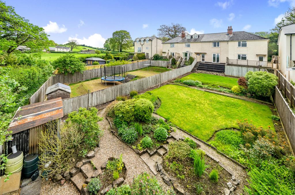 Ford Road, Bampton, Tiverton, Devon, EX16 2 bed terraced house for sale