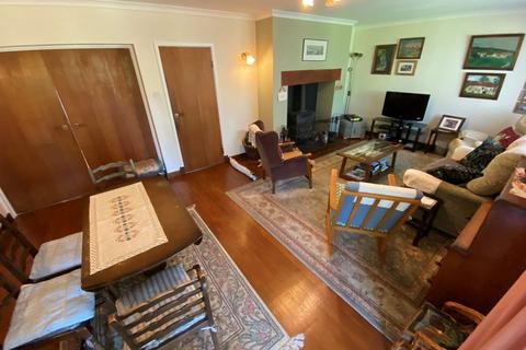 Trefin Lampeter Road, Tregaron, SY25 6HG