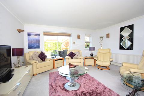 4 bedroom detached house for sale, Victoria Road, Hayling Island, Hampshire, PO11