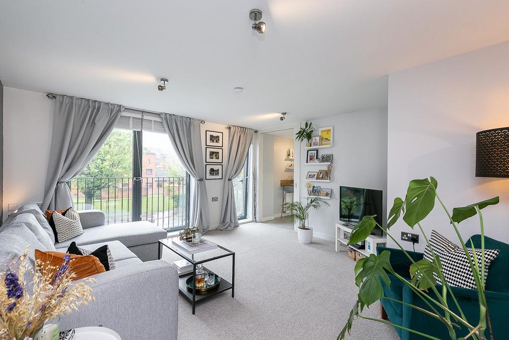 Golspie Street, Govan, Glasgow, G51 2 bed apartment £145,000