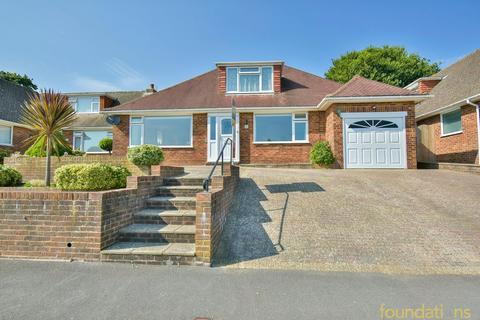 3 bedroom detached bungalow for sale, Cowdray Park Road, Bexhill-on-Sea, TN39