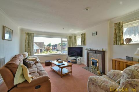 3 bedroom detached bungalow for sale, Cowdray Park Road, Bexhill-on-Sea, TN39