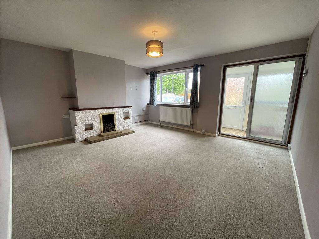 Brooklands Road, Rockwell Green, Wellington, Somerset, TA21 3 bed terraced house £950 pcm (£