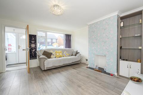 14 Broad Close, Hersham, Walton-on-thames, KT12 4QX