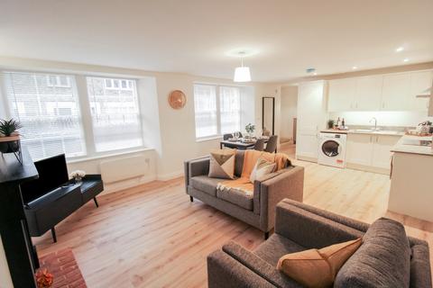 2 bedroom terraced house to rent, Times Square, Duke Street