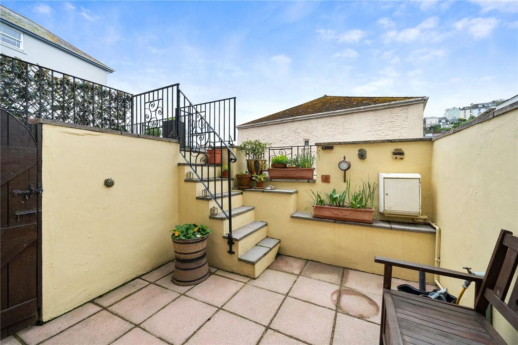 Courtyard Garden