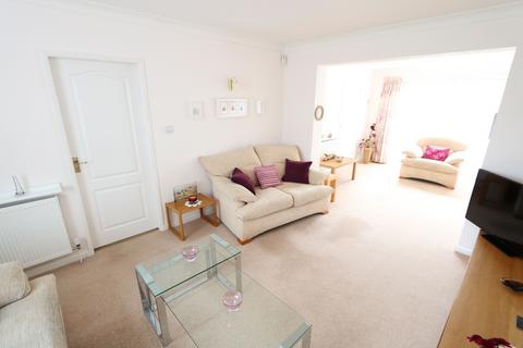 16 North Road, Purfleet-on-thames, RM19 1TU