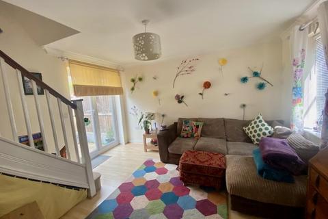 2 bedroom terraced house for sale, Knevett Close, Colchester