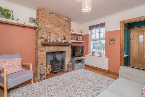 3 bedroom terraced house for sale - Woburn Road, Leighton Buzzard, Bedfordshire
