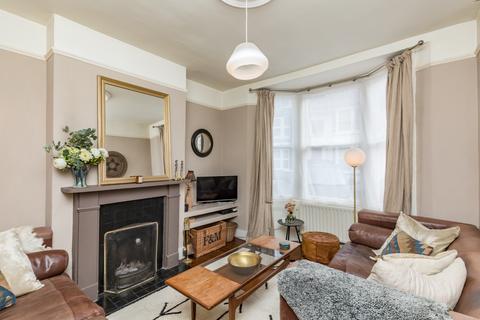 4 Argyle Road, Brighton, BN1 4QA