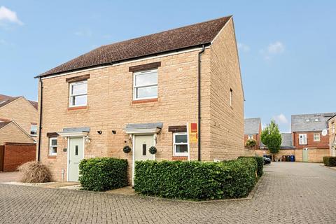 2 bedroom semi-detached house for sale - Kingsmere,  Bicester,  Oxfordshire,  OX26
