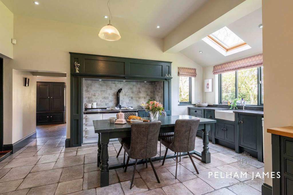 Kitchen, West Cottage, Bourne