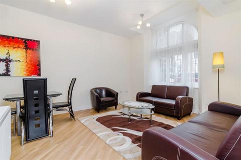 2 bedroom apartment for sale, London NW6