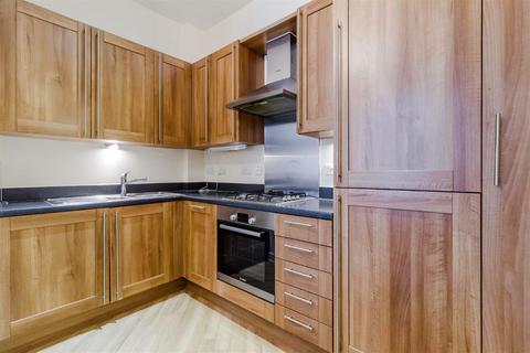2 bedroom apartment for sale, London NW6