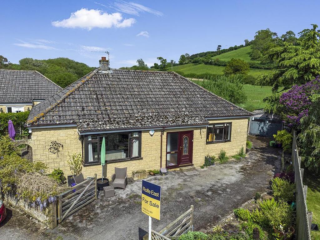 Folly Lane, Nether Compton, Dorset, DT9 3 bed detached bungalow for sale £425,000