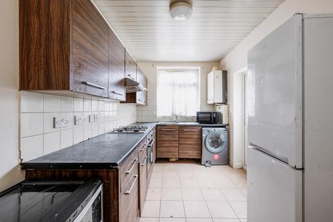 18 Chesham Terrace, London, W13 9HX