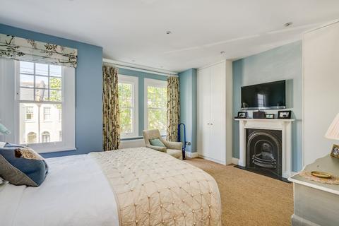 37 First Avenue, London, SW14 8SP