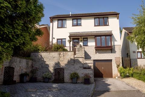 5 Cousens Close, Dawlish, EX7 9TE