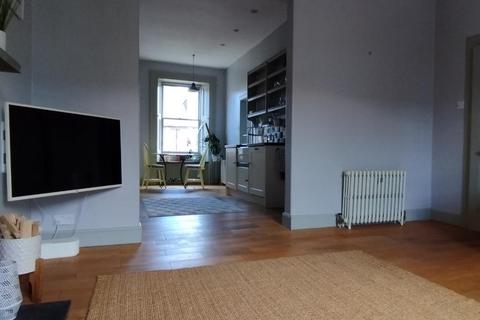 2 bedroom townhouse to rent, Waverley Place, Leith, Edinburgh, EH7