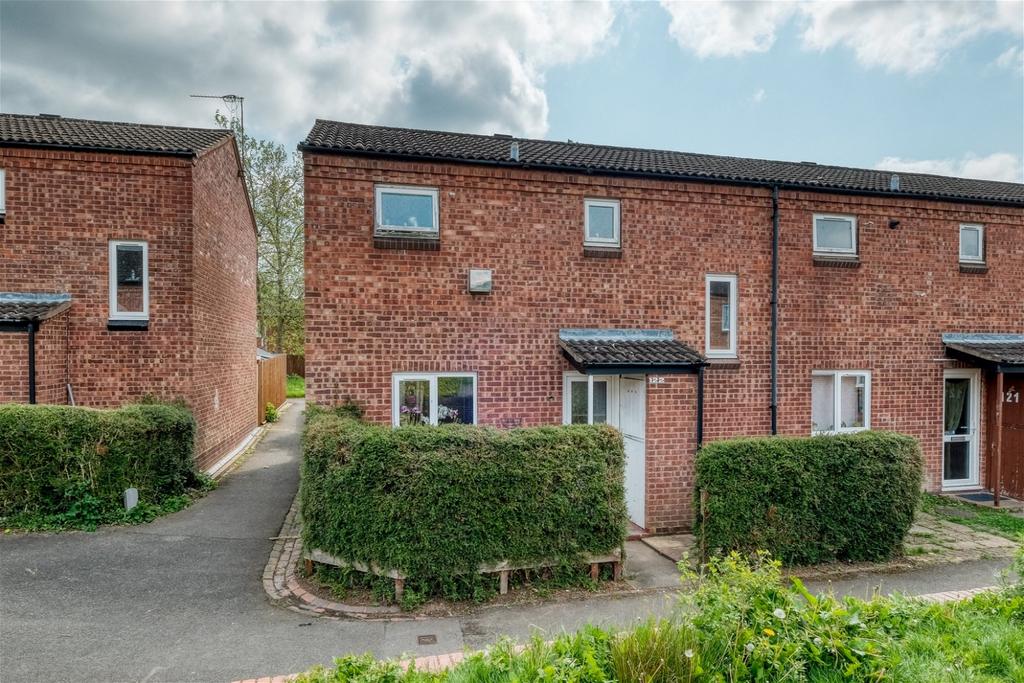 Exhall Close, Church Hill South... 3 bed end of terrace house £165,000