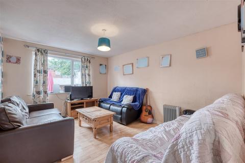 122 Exhall Close, Church Hill, Redditch, B98 9HZ